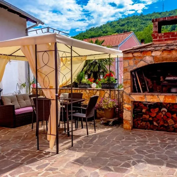 Comfortable apartment near Opatija, hotel a Matulji (Mattuglie)