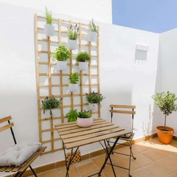 La Marina II, luminoso apartamento junto a la playa, hotel Torre de Benagalbónban