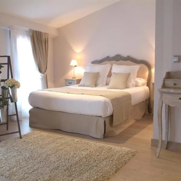 Le Petit Boutique Hotel, готель у місті Carriazo