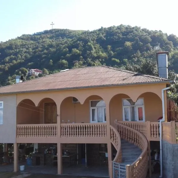House Anna, hotel v destinaci Gonio