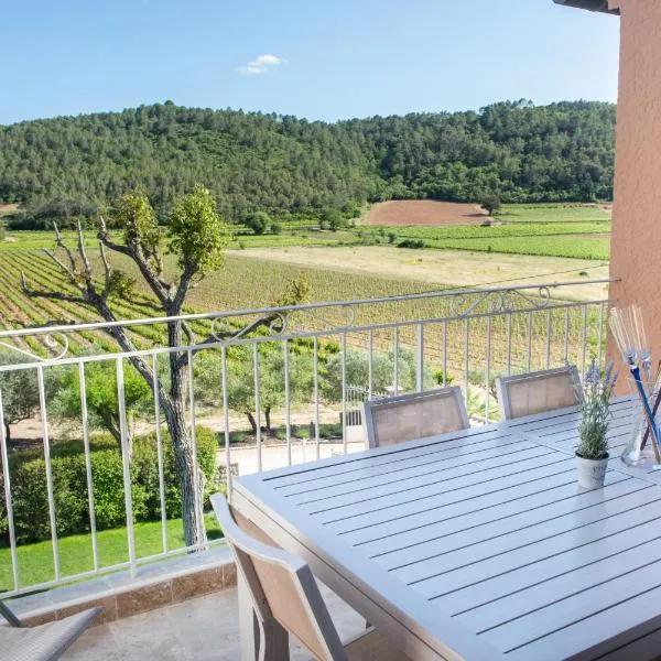 Chateau de Sainte Croix, hotel in Carcès