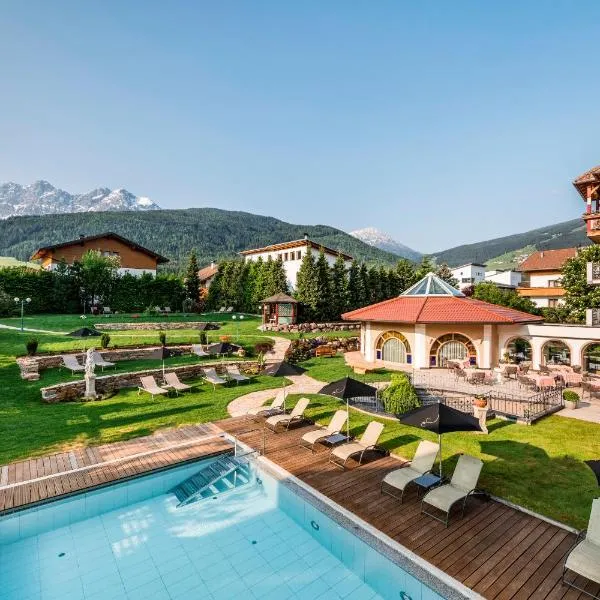 Mirabell Dolomites Hotel - Luxury Ayurveda & Spa, hotel Valdaorában