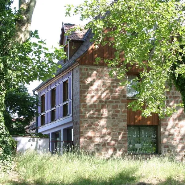 Les chambres du Domaine, hotel in Saint-Hippolyte