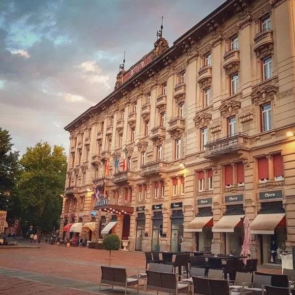 Grand Hotel Regina Salsomaggiore – hotel w mieście Salsomaggiore Terme