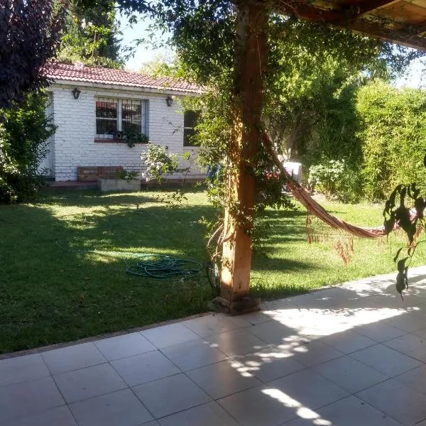 Disfruta como local, hotel in Mendoza