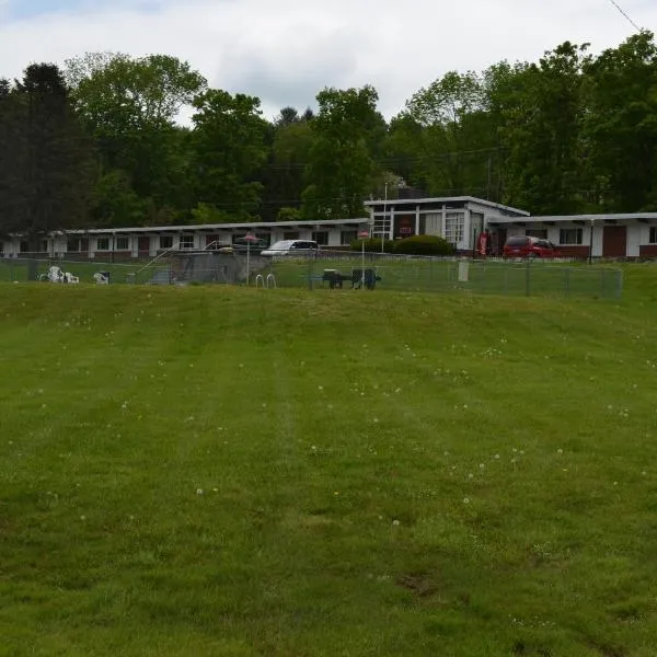 Paramount Motel Pocono, hotel em East Stroudsburg