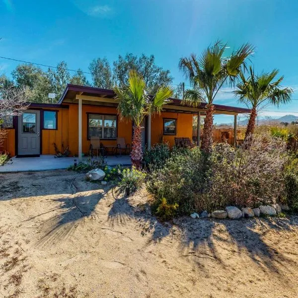 Joshua Tree Bugalow - Downtown, hotel din Joshua Tree