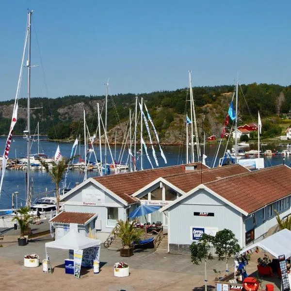 Apartments in Henån, hotell i Stillingsön