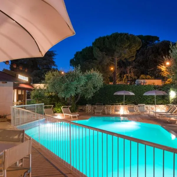 Duca Del Mare - Hotel Di Nardo group, hotel v destinácii Massa Marittima