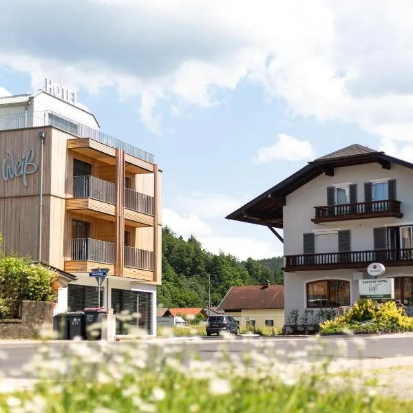 Hotel Weiß, hotell i Munderfing