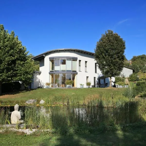 Haus LUNA - Privatzimmer im sonnigen Südburgenland, hôtel à Hackerberg