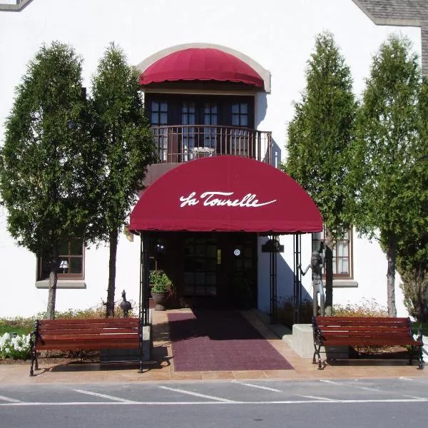 Brooktondale에 위치한 호텔 La Tourelle Hotel & Spa