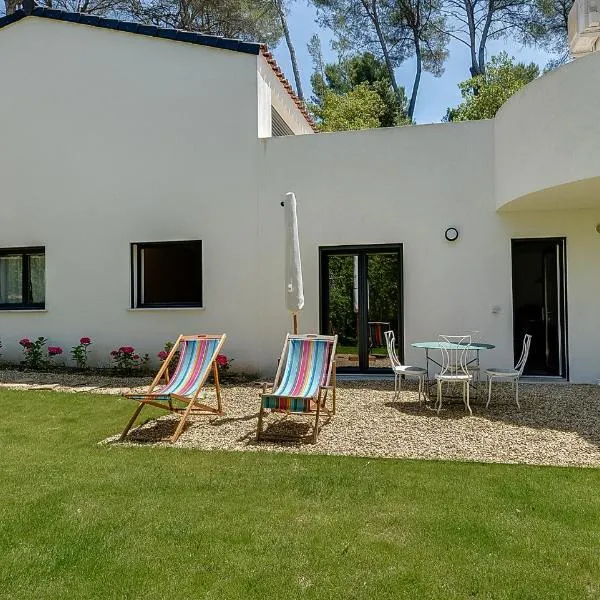 Maison du Prignon, hotel in Saint-Marc-Jaumegarde