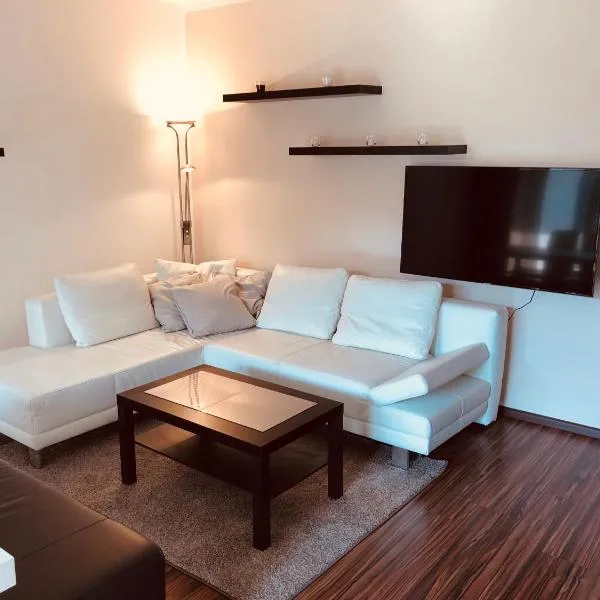 GARDEN Apartment PLUS private Beach, hôtel à Neusiedl am See