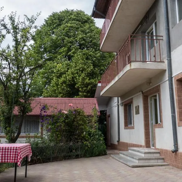 Casa din Gradina, Hotel in Eforie Sud