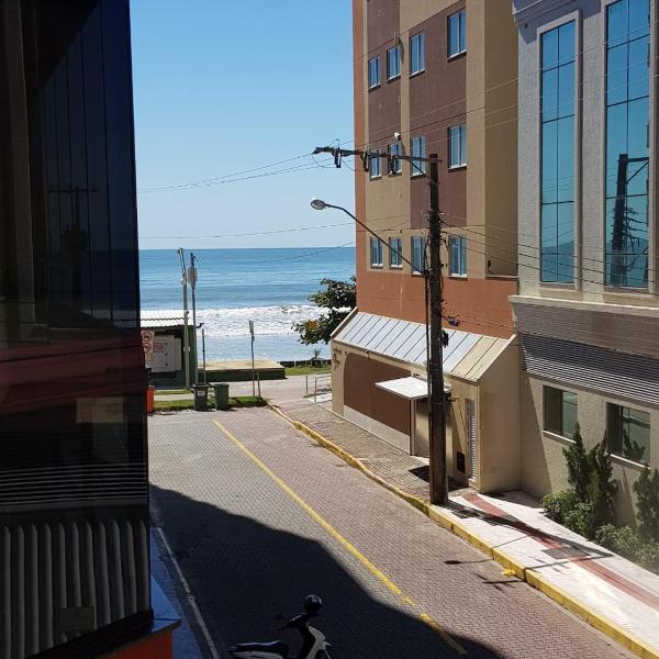 Ap rua 255 Meia Praia Itapema 10 metros Mar