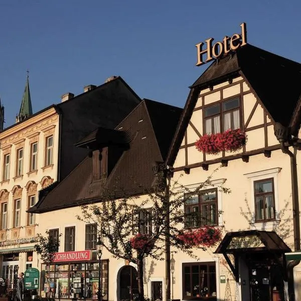 Hotel Schrannenhof, hotel v destinaci Klosterneuburg