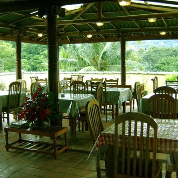 Palm Garden Home Stay, hotel di Kandy