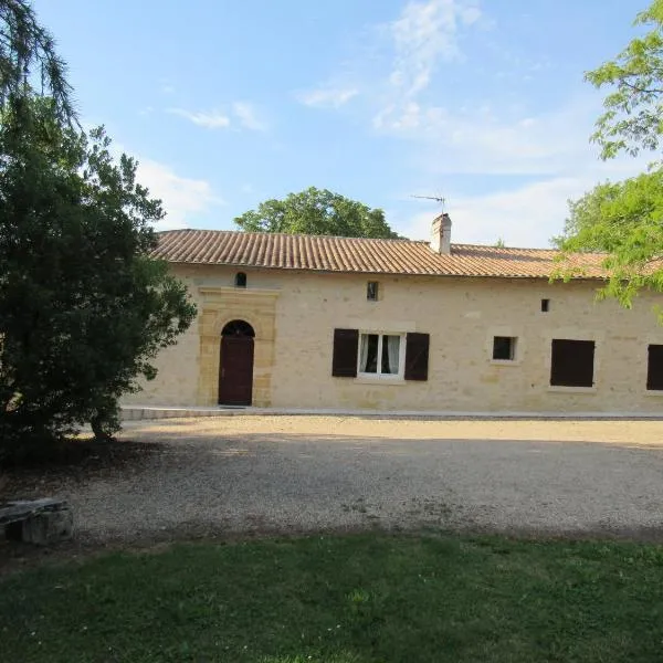La Maison des Graves, hotel v destinaci Pujols Gironde