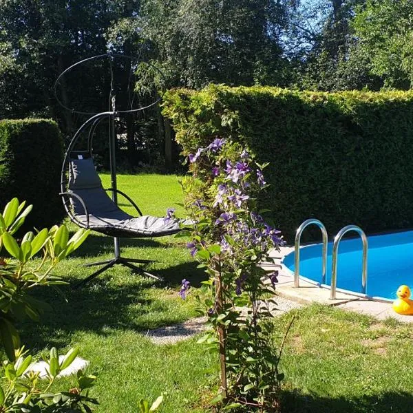 Wohlfühlhaus mit Privatpool, hotel di Bischdorf