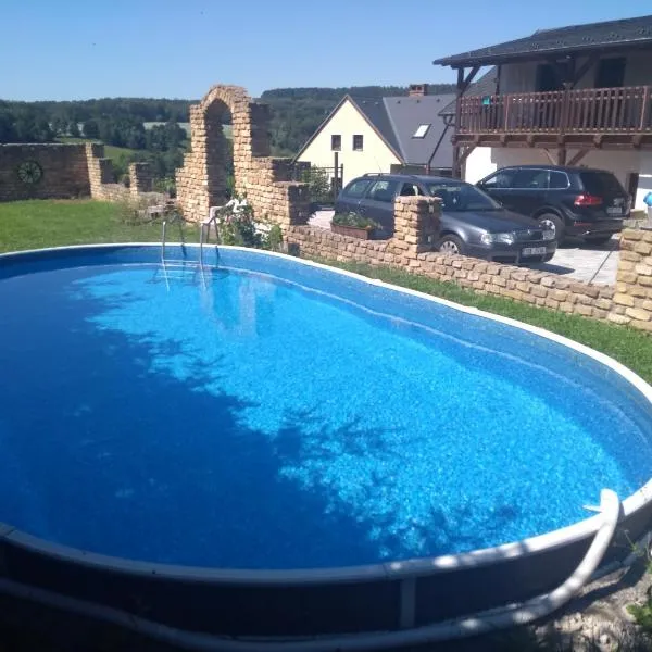 Apartmán Eliška, hotel in Lhota pod Hořičkami