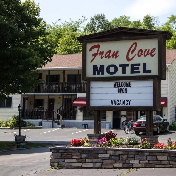 Fran Cove Motel, hotel v destinaci Lake George