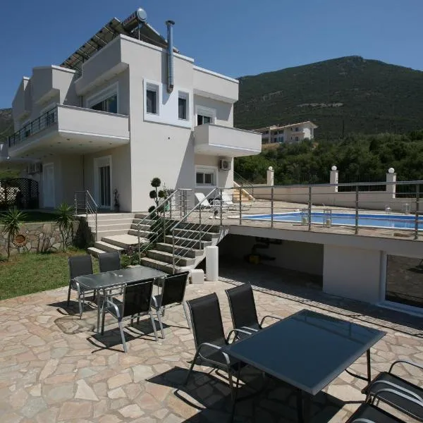 Villa Farran 2 – hotel w mieście Skroponeria