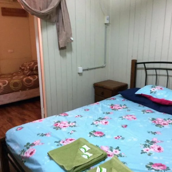Bluff Hotel, מלון בBluff