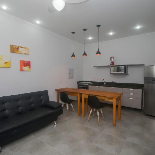 Flat com serviços na Riviera - Foto 5