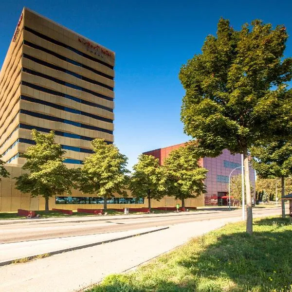 Airport Hotel Basel - Convenient & Friendly, ξενοδοχείο στη Βασιλεία