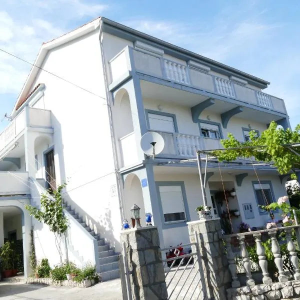 Ljubica & Ante Paparić, hotel v destinácii Lopar