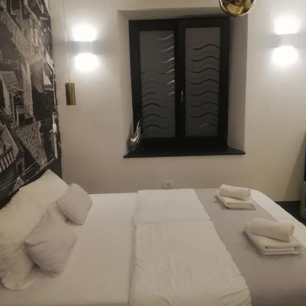 Camera al Porto Antico、ピランのホテル