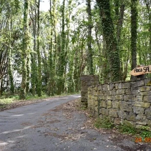FINCA SALVADOR, hotel v destinaci Baralla