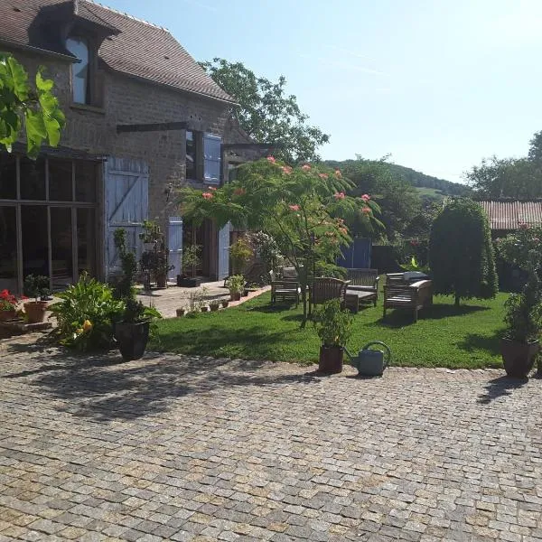 Gîte des quatre chemins, hotel en La Vineuse
