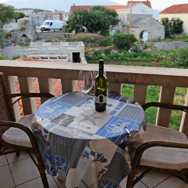Apartments Katica, hotel in Lumbarda
