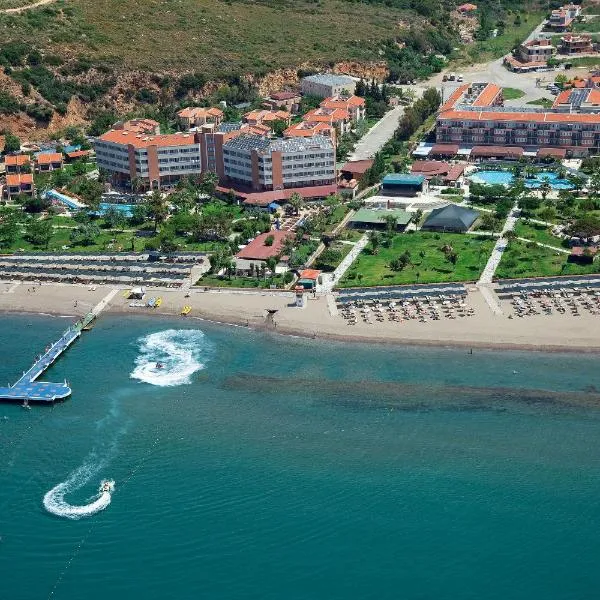 Club Yali Hotels & Resort, отель в городе Ortaköy
