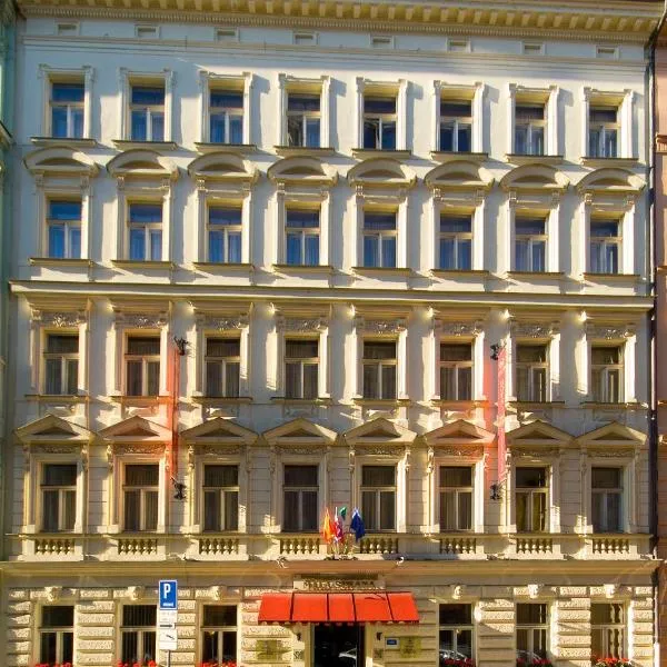 Hotel Malá Strana, hôtel à Zlíčín