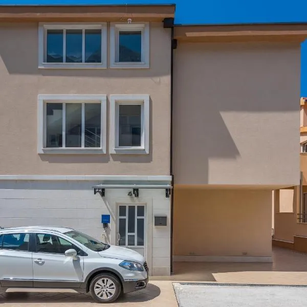 Apartments Naja - Makarska Exklusiv, hotel v destinaci Makarska
