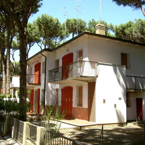 Casavacanza Villa Mare ! 100 metri dalla spiaggia!, hotel Lido di Spinában