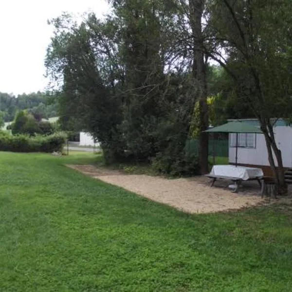 Mobil-home, hotel sa Ancy-le-Franc