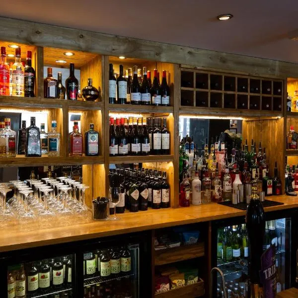 The Poacher Inn, hotel v mestu Upton Grey