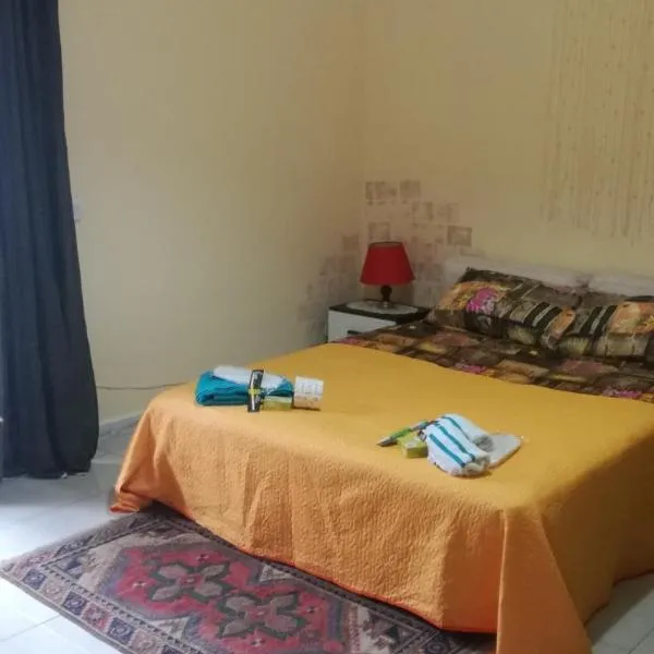 B&b Etneo, hotel v destinaci Belpasso