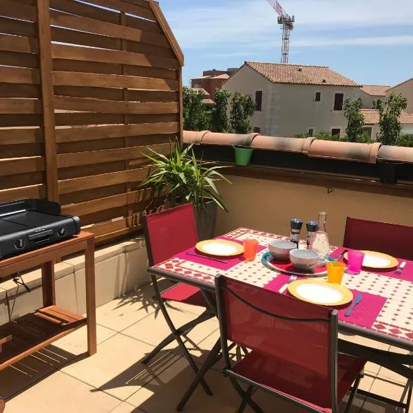 Grandes Bleues, Appartement T3 duplex, piscine, Narbonne Plage, hôtel à Narbonne-Plage