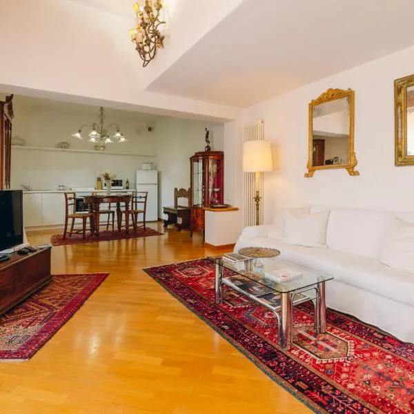 Exclusive Aparthotel La Reunion, hotel u gradu Ravena