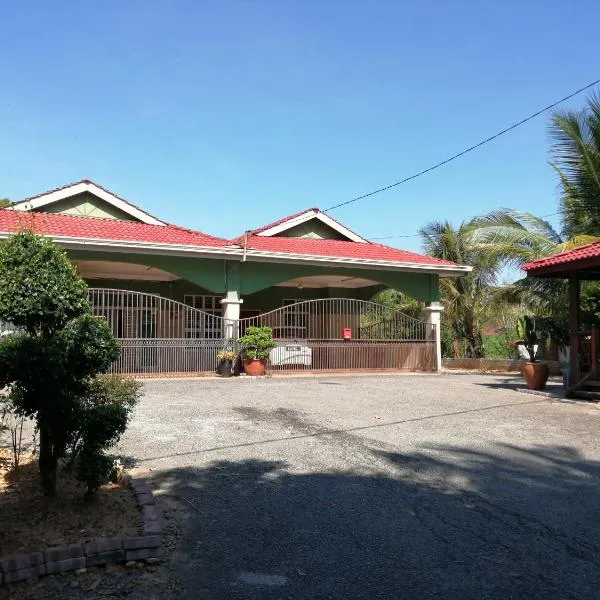 HOMESTAY DSUKA MENANTI – hotel w mieście Kampong Naga
