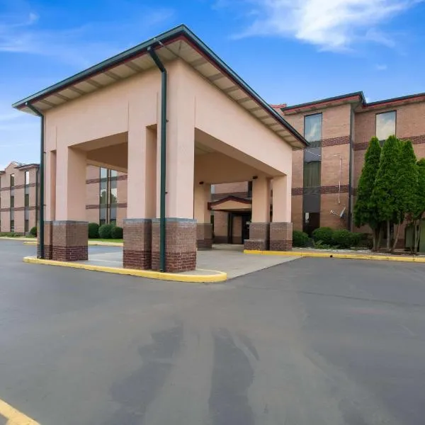 Quality Inn & Suites-Sellersburg, hotel en Charlestown