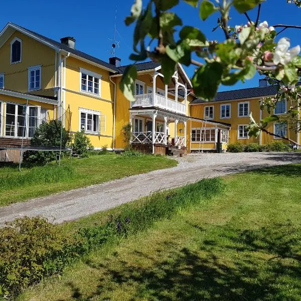 Nygården B&B Hälsingegård, hotel v destinaci Harmånger