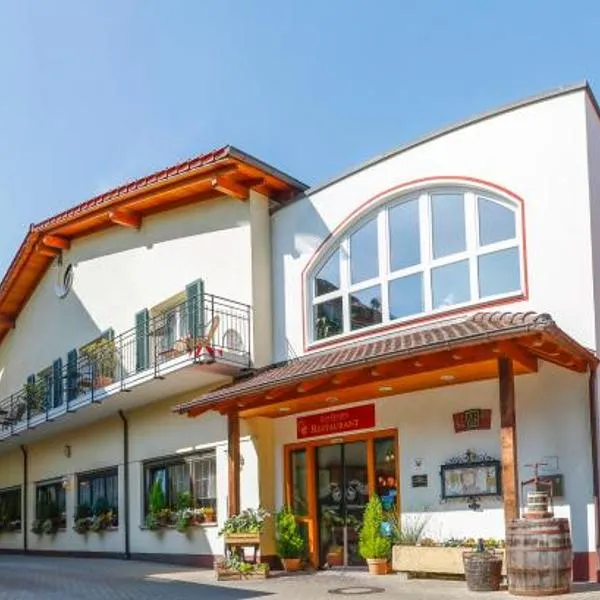 Hotel-Restaurant zum Ochsen, khách sạn ở Schallstadt-Mengen