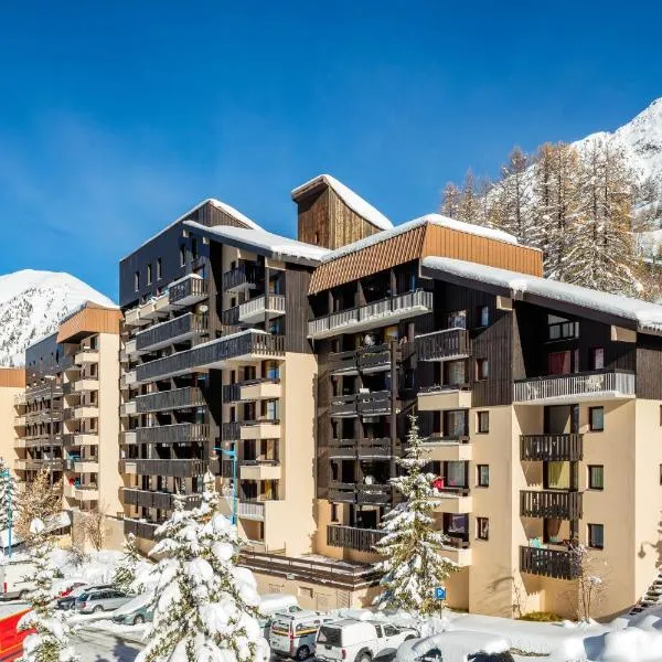 Résidence Capfun Les Adrets, hotel v destinaci Isola 2000