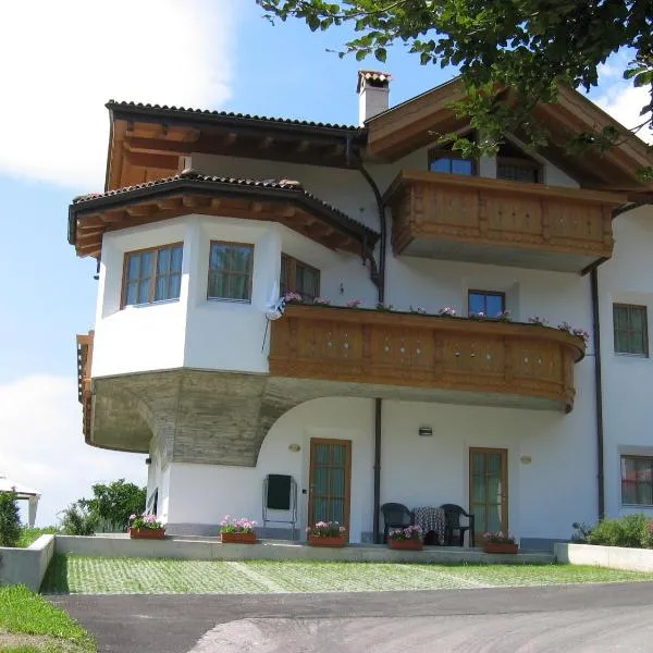 B&B Rendena Chalet, готель у місті Strembo